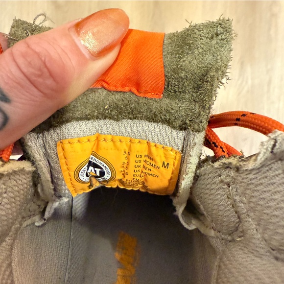 CAT Footwear Green Suede Invader Hi Boot - Picture 4 of 4